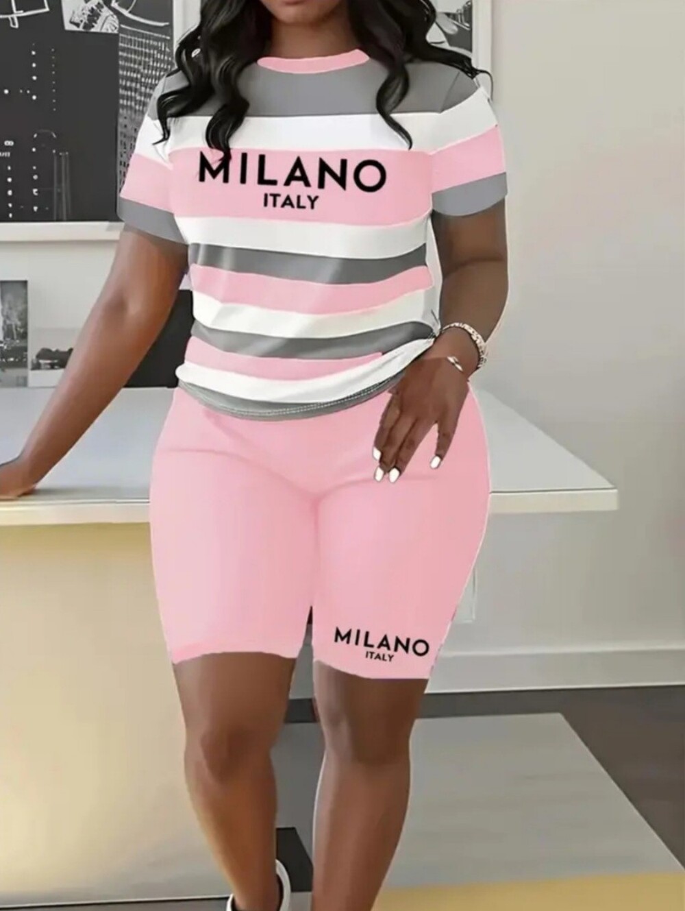 Print Milano Pink High-Rise Bike Shirt & Shorts